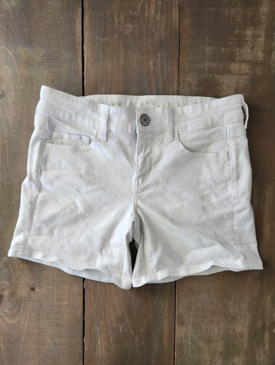 American Eagle Outfitters Pants - American Eagle Denim Mid Rise Shorts - Size 4